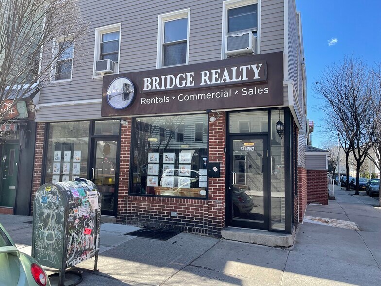 More Photos Of 713 Lorimer St, Brooklyn Storefront Retail Residential For Lease