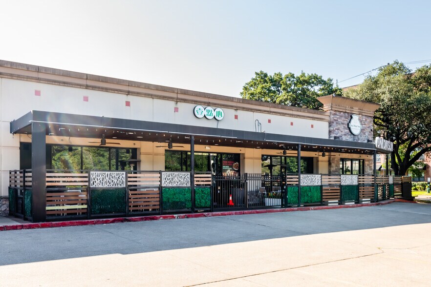 More Photos Of 510 Gray St, Houston Freestanding For Sale