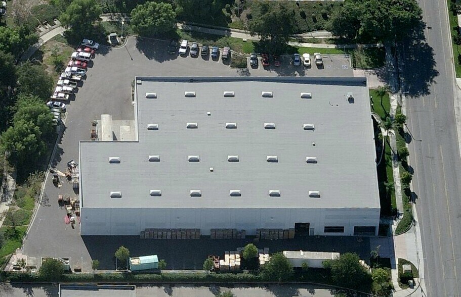 More Photos Of 1100 Graves Ave, Oxnard Manufacturing For Lease