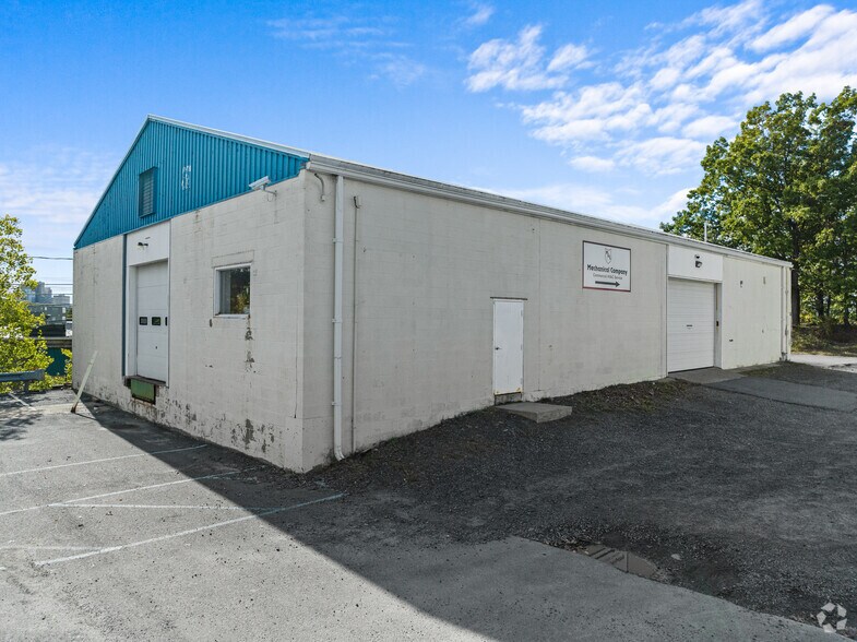 More Photos Of 5 Pethick Dr, Plains Township Office For Lease