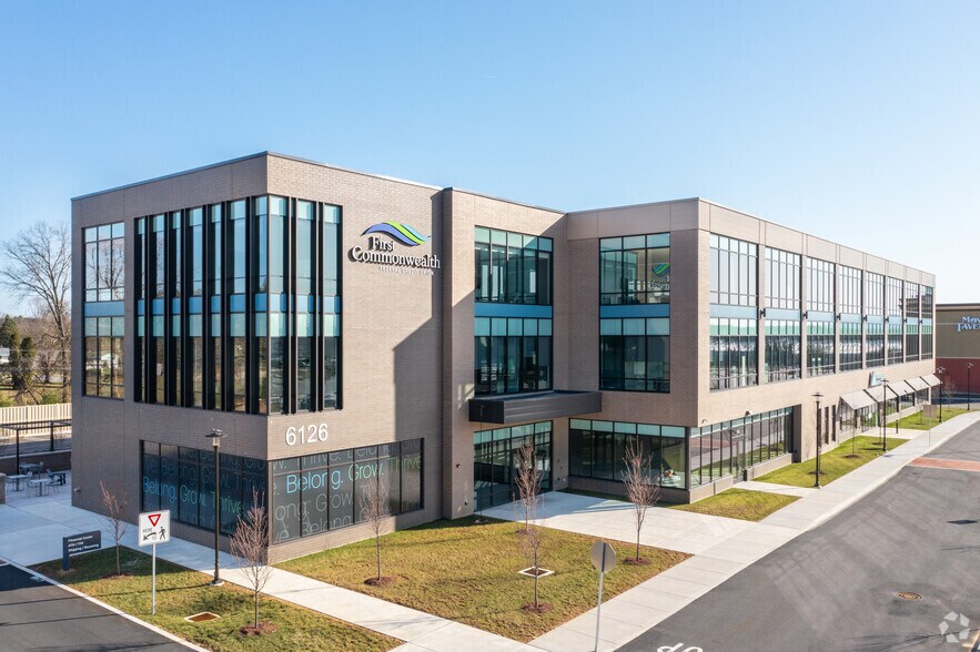 Primary Photo Of 6126 Hamilton Blvd, Allentown Office Residential For Lease