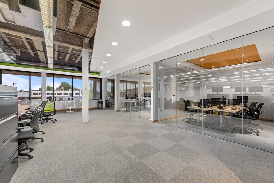 More Photos Of 214 Jefferson St, Lafayette Office For Lease