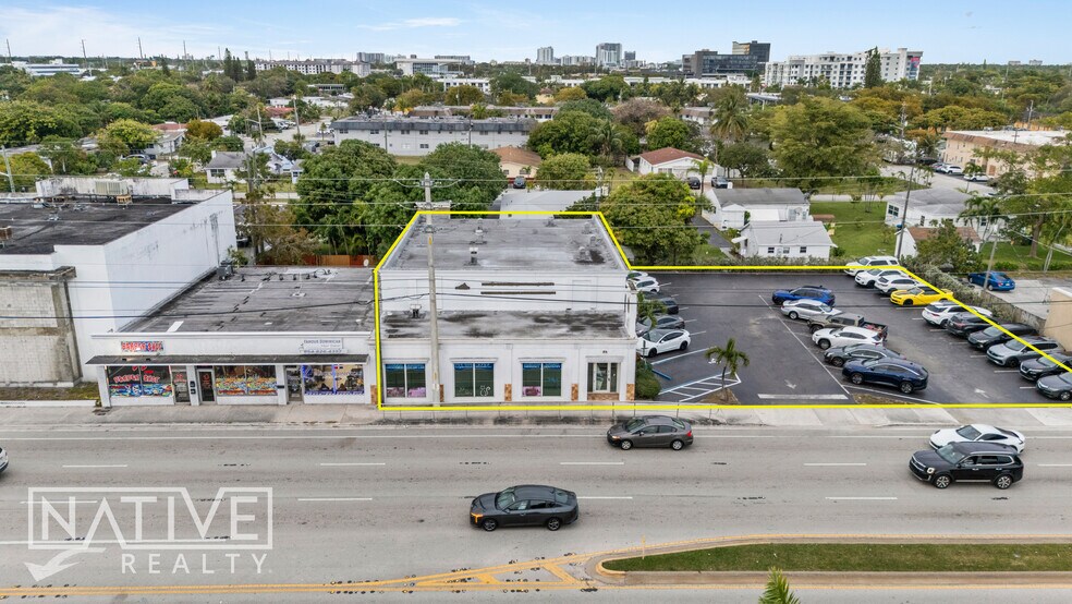 Primary Photo Of 311-313 E Hallandale Beach Blvd, Hallandale Beach Freestanding For Lease