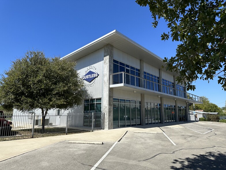 Primary Photo Of 11515 N Weidner Rd, San Antonio Warehouse For Sale