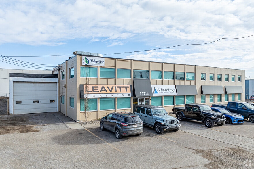 More Photos Of 15712 112 Ave, Edmonton Office For Sale