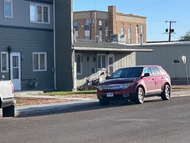 More Photos Of 232 S 7th St, Glasgow Apartments For Sale
