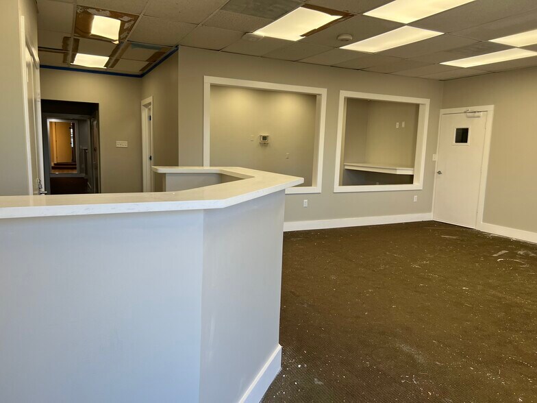 More Photos Of 107 Sherman Ave, Raritan Storefront Retail Office For Lease