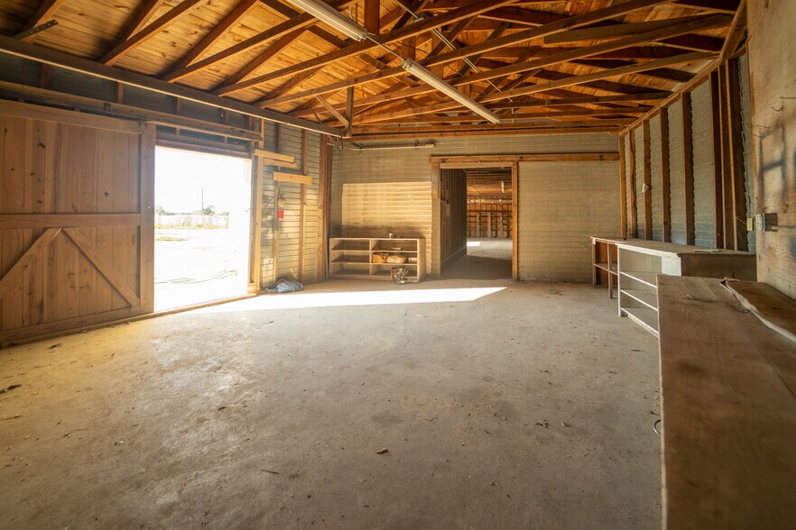 More Photos Of 2203 Port Lavaca Dr, Victoria Industrial For Sale