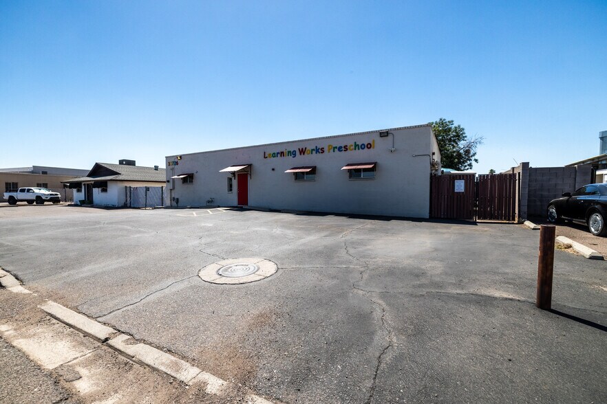 More Photos Of 10726 N 96th Ave, Peoria Warehouse For Sale