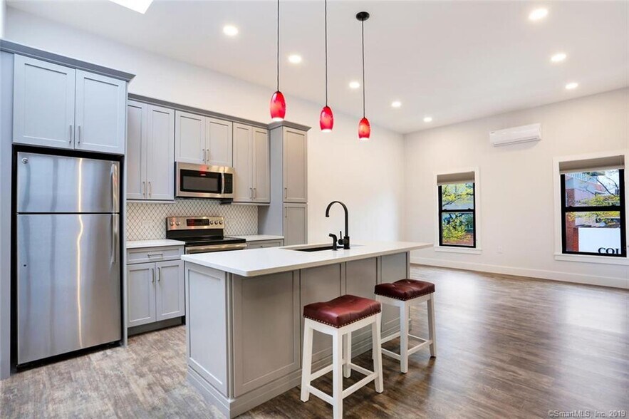 More Photos Of , Greenwich General Retail For Sale