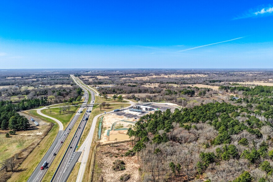 More Photos Of 24782 Interstate 20 W, Lindale General Retail For Lease