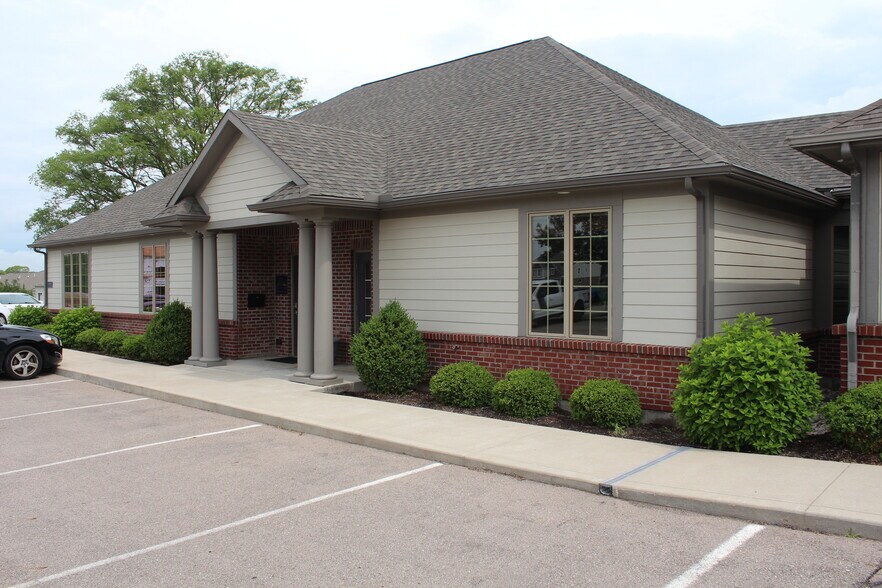More Photos Of 10777-10801 Yankee St, Dayton Office For Lease