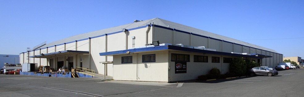 More Photos Of 615 N King Rd, San Jose Warehouse For Lease