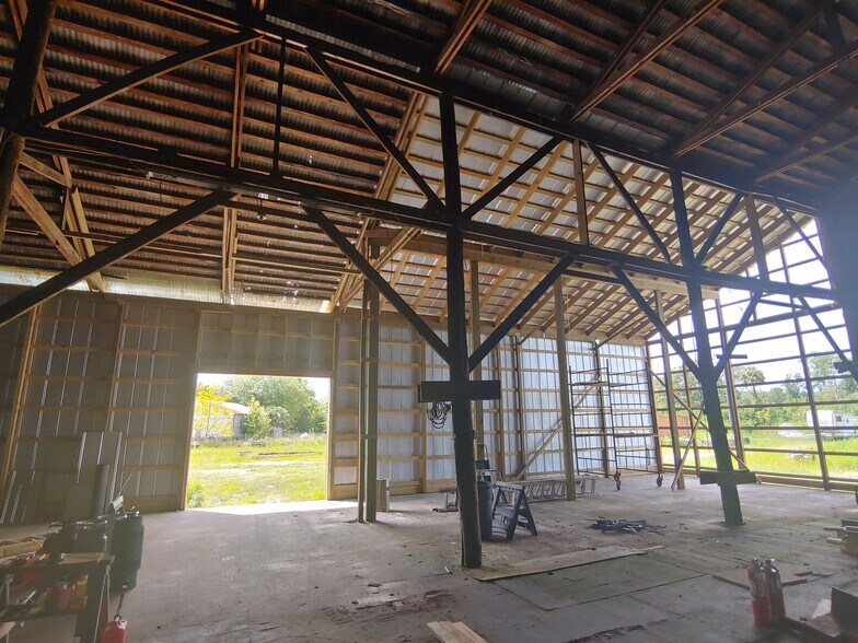 More Photos Of 205 N Dancy Ave, Hastings Land For Lease