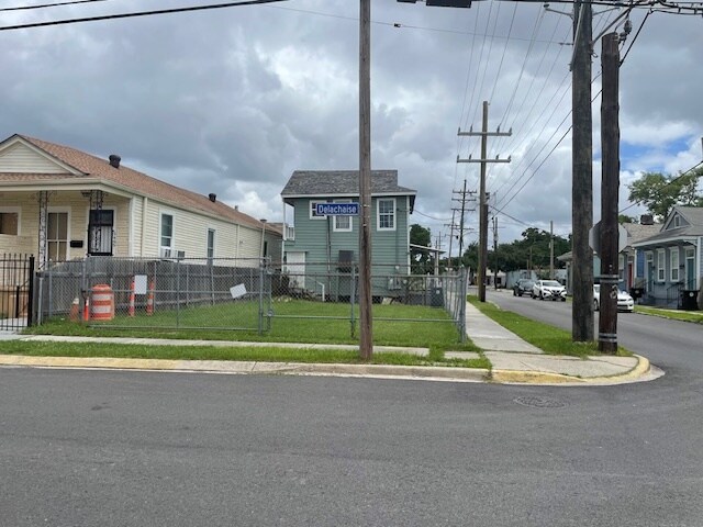 More Photos Of 2400 Delachaise St, New Orleans Specialty For Sale