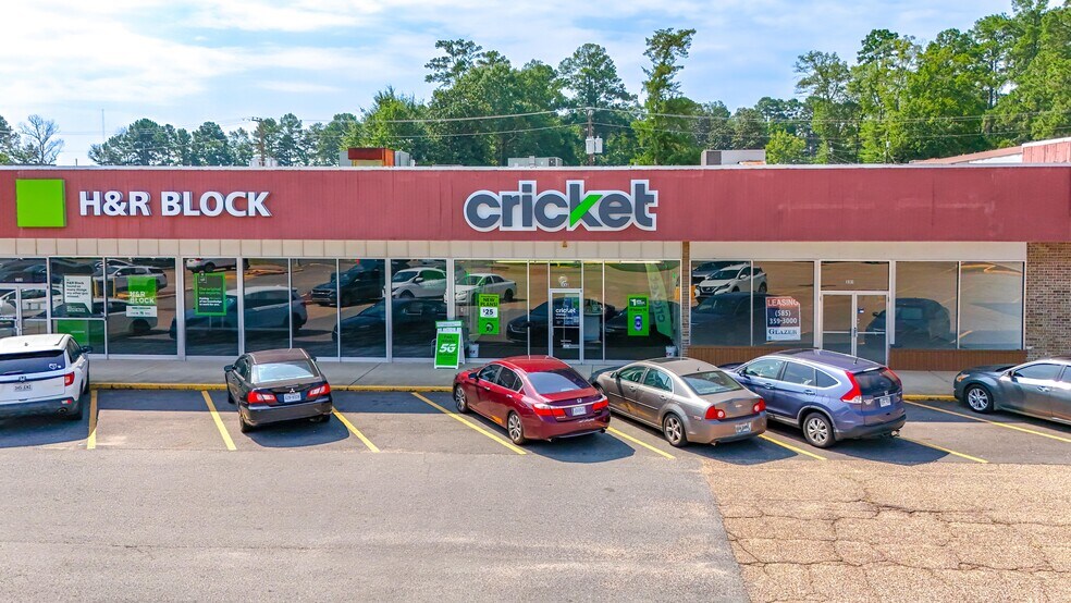 More Photos Of 308-348 Homer Rd, Minden Storefront For Sale