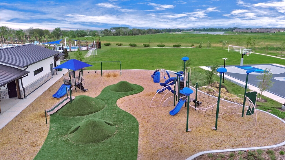 More Photos Of 10603 CASCADE CREEK DR, Rosharon Multifamily For Sale