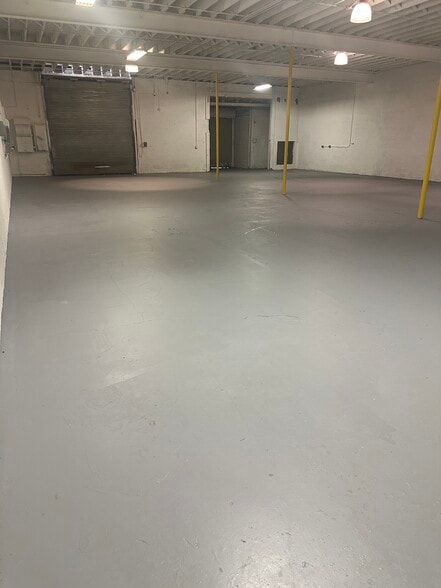 More Photos Of 3056 NE 12th Ter, Oakland Park Warehouse For Sale