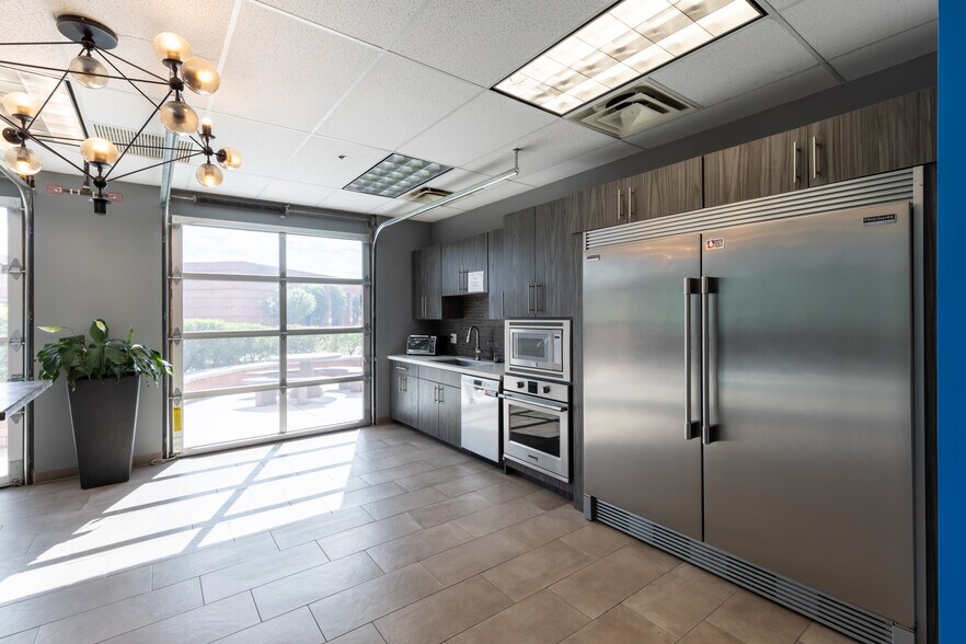 More Photos Of 9362 E Raintree Dr, Scottsdale Office For Sale
