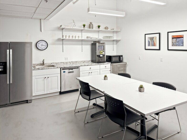 More Photos Of 315 University Ave, Westwood Coworking Space
