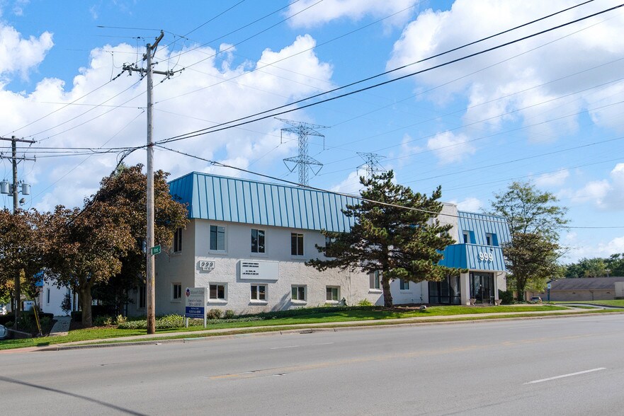More Photos Of 999 N Main St, Glen Ellyn Office For Lease