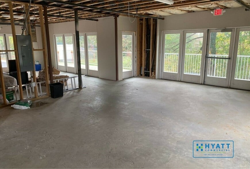 More Photos Of 9123 Old Annapolis Rd, Columbia Storefront Retail Office For Lease