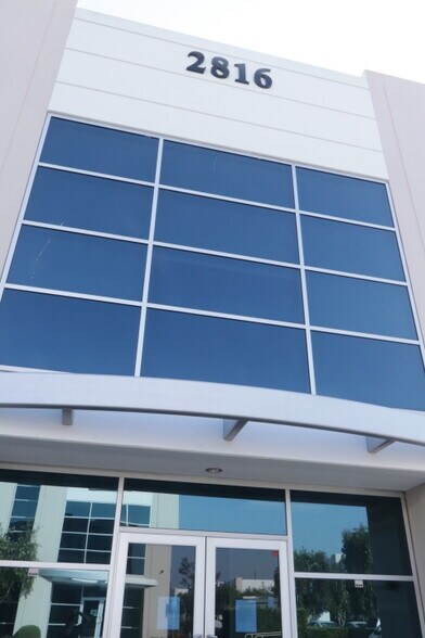 More Photos Of 2816 Columbia St, Torrance Light Distribution For Lease