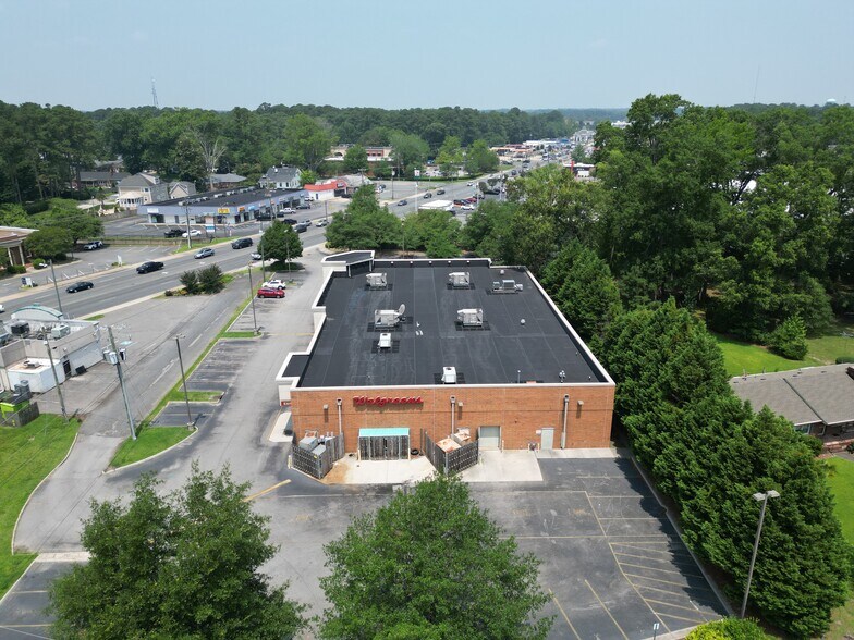 More Photos Of 321 S Battlefield Blvd, Chesapeake Drugstore For Sale