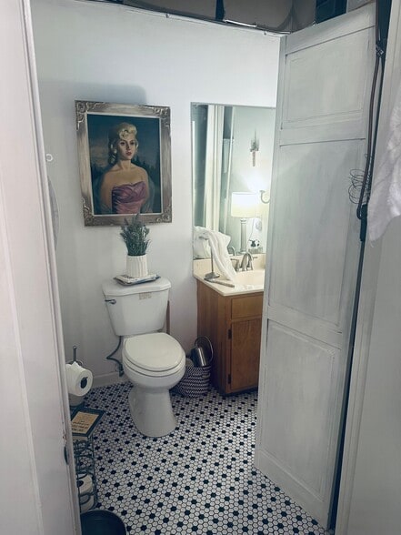 More Photos Of 296 White Bridge Pike, Nashville Loft Creative Space For Lease