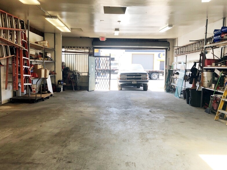 More Photos Of 5230 E 12th St, Oakland Warehouse For Sale