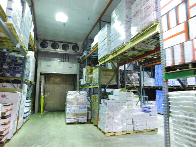 More Photos Of 1100 S Santa Fe Ave, Los Angeles Refrigeration Cold Storage For Lease