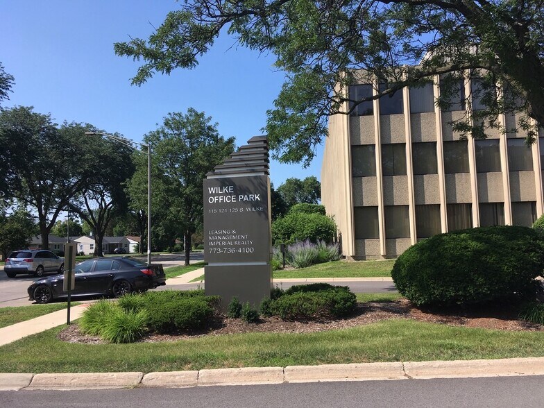 More Photos Of 125 S Wilke Rd, Arlington Heights Medical For Lease