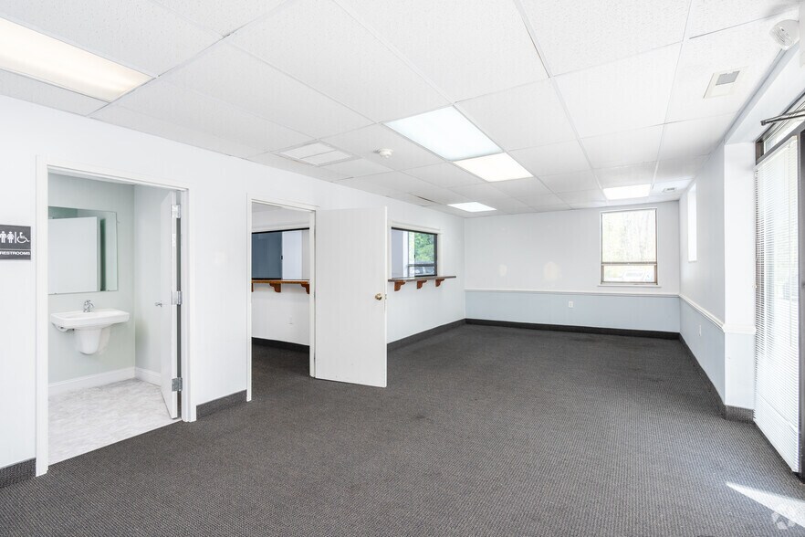 More Photos Of 105 Manheim Ave, Bridgeton Medical For Lease