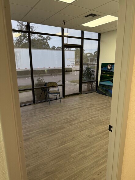 More Photos Of 10784 Satellite Blvd, Orlando Warehouse For Sale