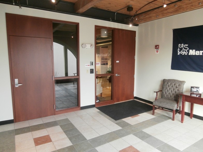 More Photos Of 415 Lisbon St, Lewiston Office For Sale