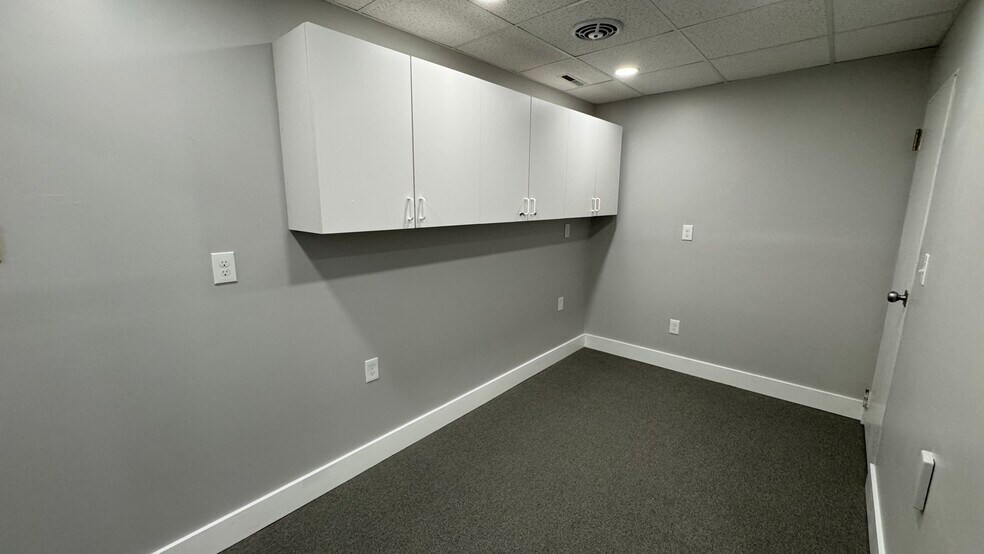 More Photos Of 210 Prospect Ave, Phillipsburg Office For Sale