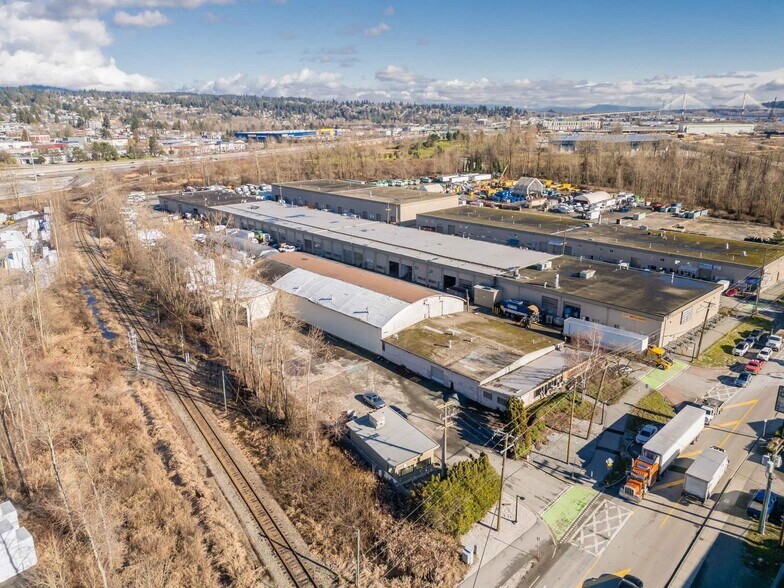 More Photos Of 21-63 Braid St, New Westminster Warehouse For Lease