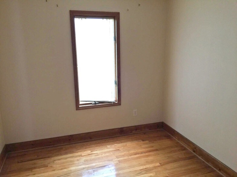 More Photos Of 8 Ibm Rd, Poughkeepsie Office For Sale