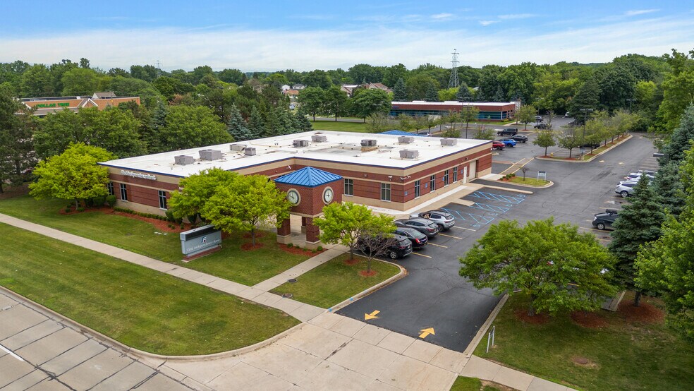 More Photos Of 38880 Garfield Rd, Clinton Township Medical For Lease