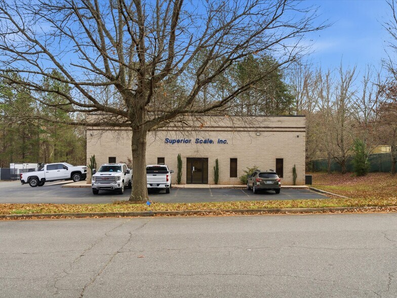 More Photos Of 2118 Carolina Place Dr, Fort Mill Warehouse For Sale