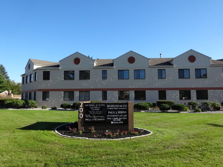 More Photos Of 200 Centerville Rd, Warwick Office Residential For Lease