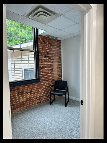 More Photos Of 12 Damonmill Sq, Concord Loft Creative Space For Lease