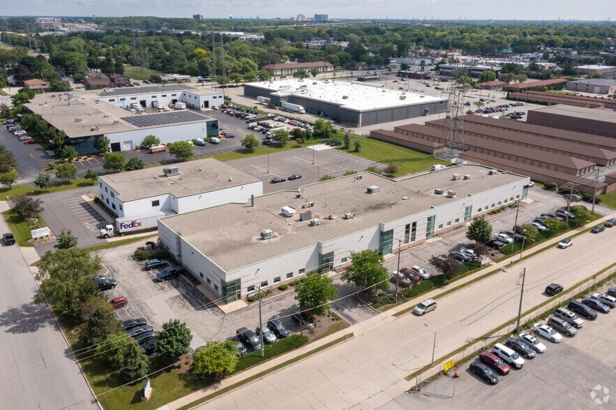 More Photos Of 11214-11250 W Lapham St, West Allis Research And Development For Lease