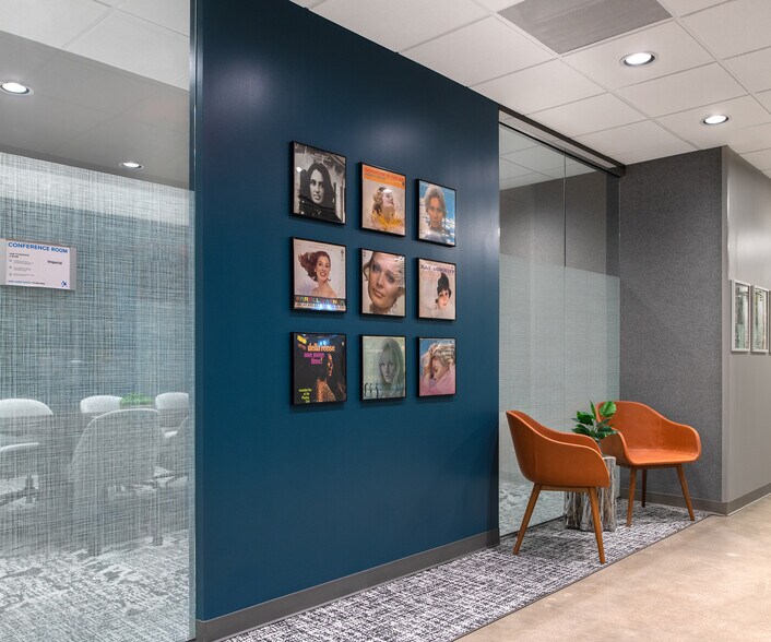 More Photos Of 1601 Industrial Blvd, Sugar Land Coworking Space