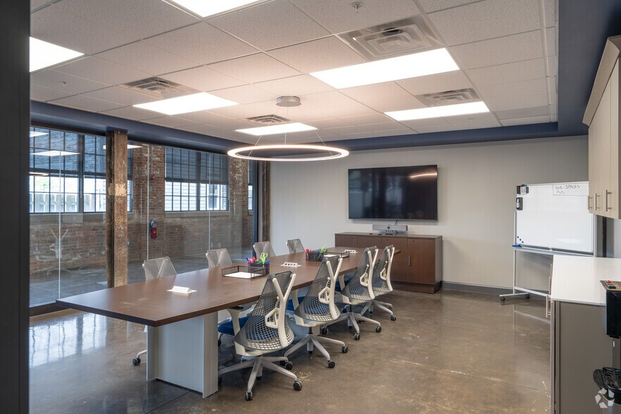 More Photos Of 155 Chandler St, Buffalo Coworking Space