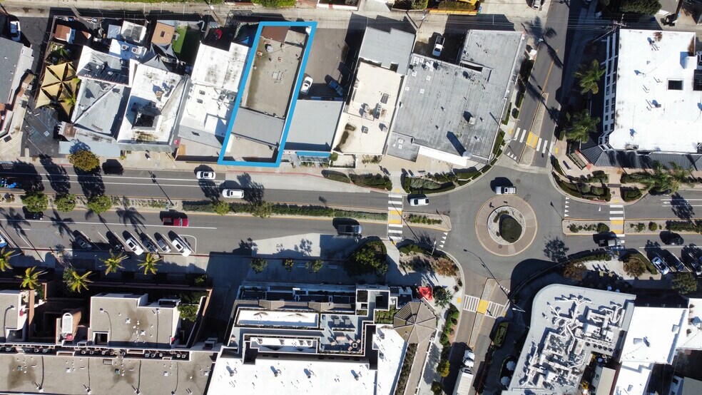 More Photos Of 5721 La Jolla Blvd, La Jolla Storefront Retail Residential For Lease