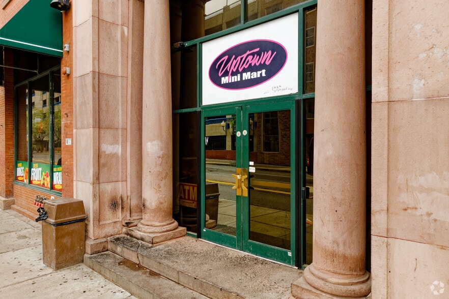 More Photos Of 87 N Clinton Ave, Rochester Office For Lease