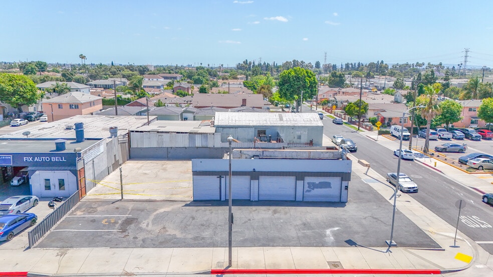 More Photos Of 3500 Gage Ave, Bell Auto Dealership For Sale