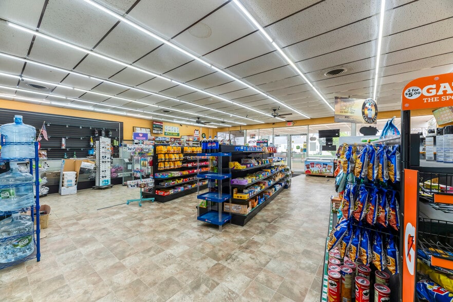 More Photos Of 234 Old Stage Rd, East Brunswick General Retail For Sale