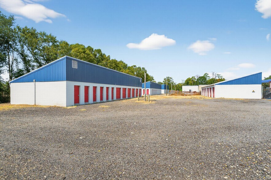 More Photos Of 13396 76th St, Live Oak Self Storage For Sale
